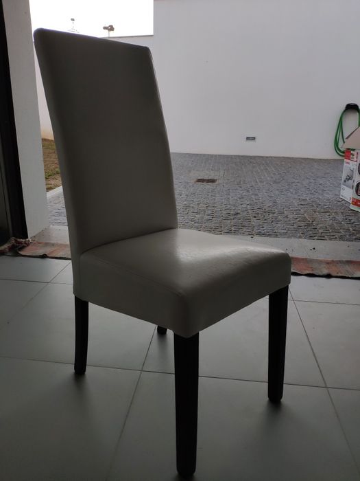 Conjunto de 4 cadeiras de jantar