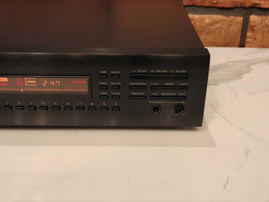 YAMAHA CDX - 730 E RS - Wysoki model ! Znakomity odtwarzacz CD