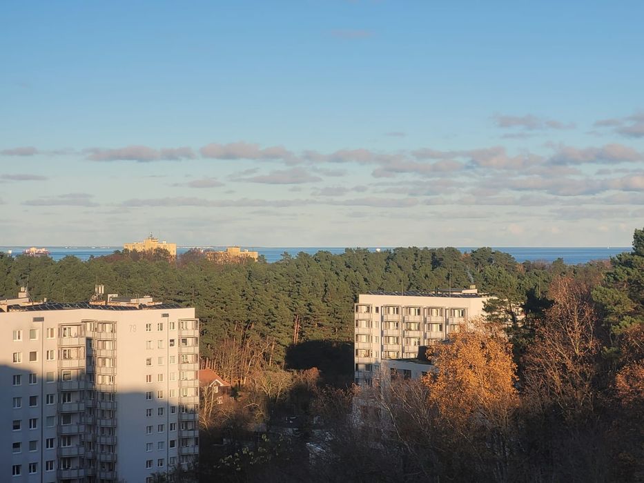 Mała kawalerka z widokiem na morze