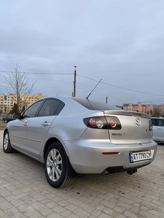 Автомобіль  Mazda 3 2008 рік