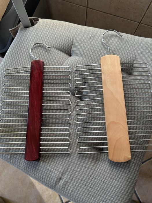Cabides para gravatas
