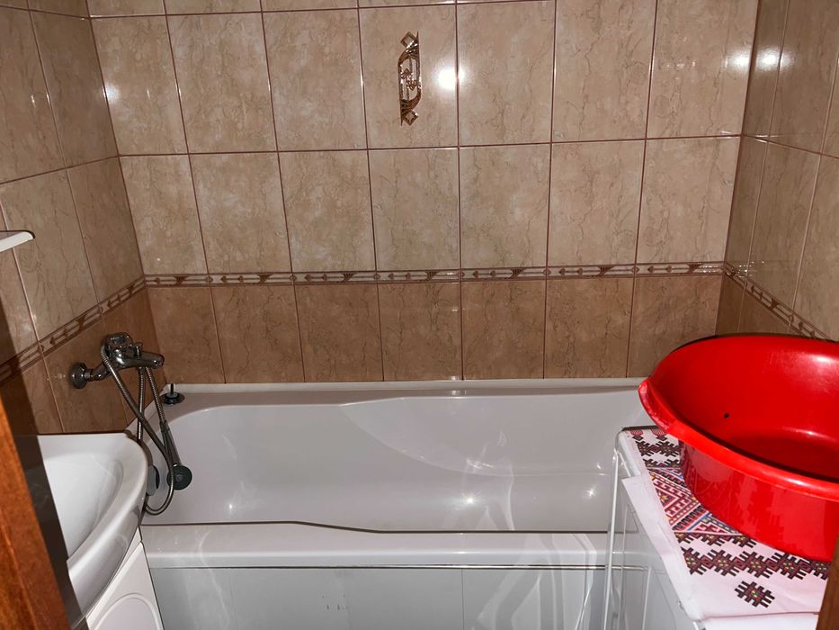 Продам 3-кімнатну квартиру у центрі Тернівки (Вулиця Шахтарська)