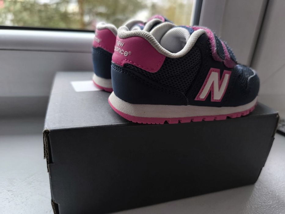 Buty dla dziecka  New Balance rozmiar 21