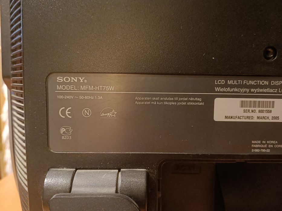 Sony LCD MFM-HT75W  retro game vintage