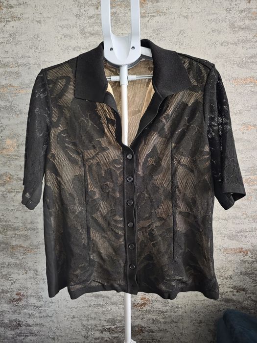 Czarna elegancka bluzka z haftem Deni cler 42