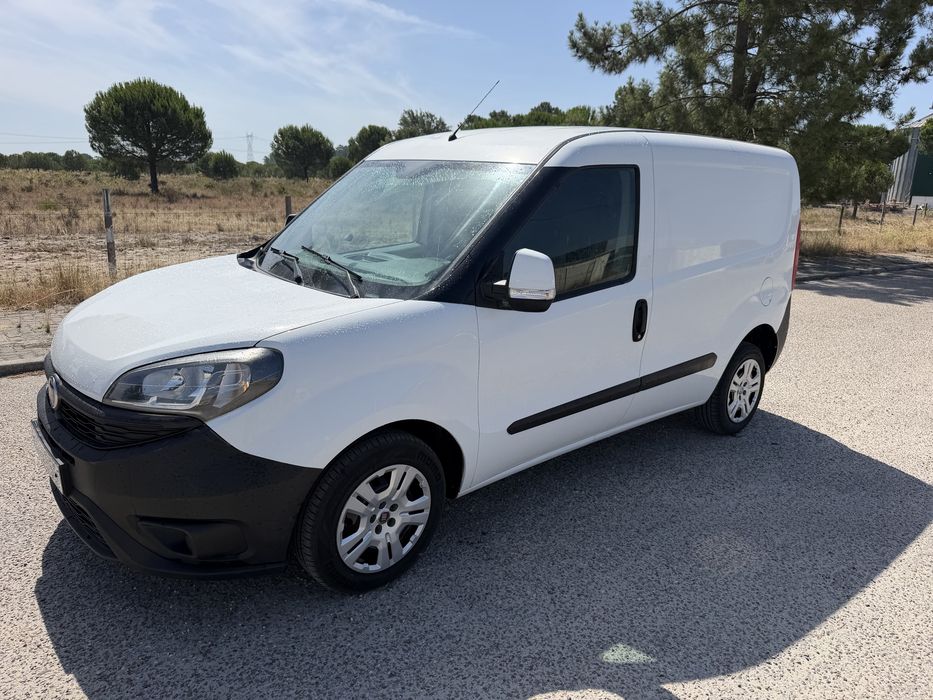 Fiiat doblot  3 lugares  180000km