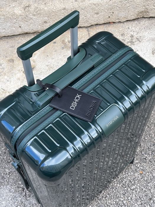 Валіза Rimowa essential medium  gloss green /Check- in M/валіза Rimowa в наявності