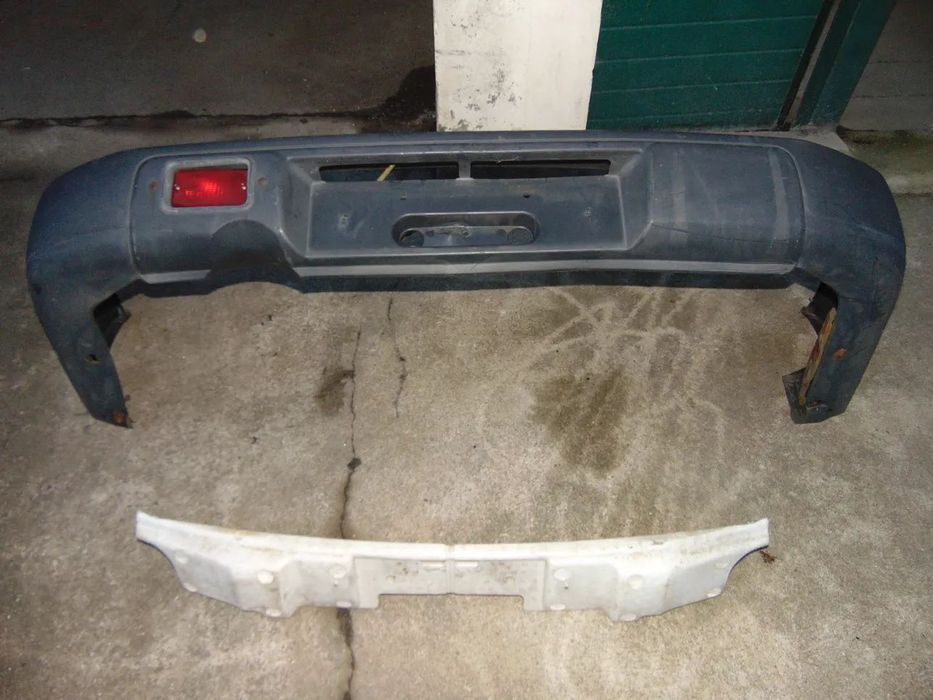 Subaru Forester para-choques trás " usado em bom estado