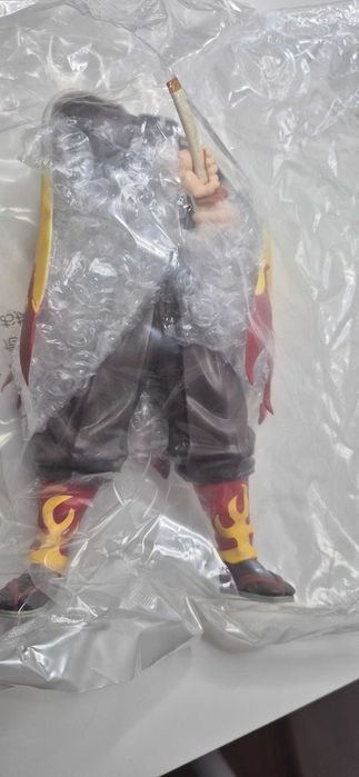 Figura Demon Slayer Grandista Kyojuro Rengoku 24cm Banpresto