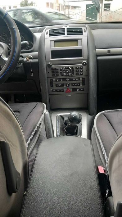 Vendo Peogeut 407 HDi 16