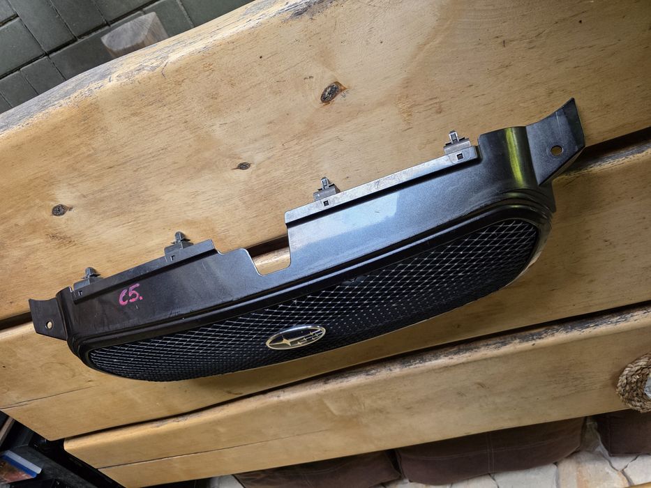 Grill akcesoryjny Subaru Legacy IV Outback III LIFT