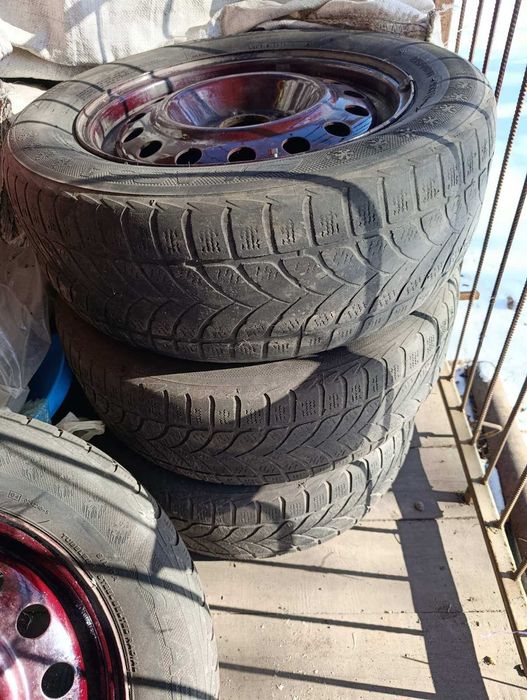 Продам комплект диски, шины LASSA 16"