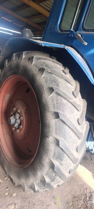 МТЗ 80 в хорошому стані