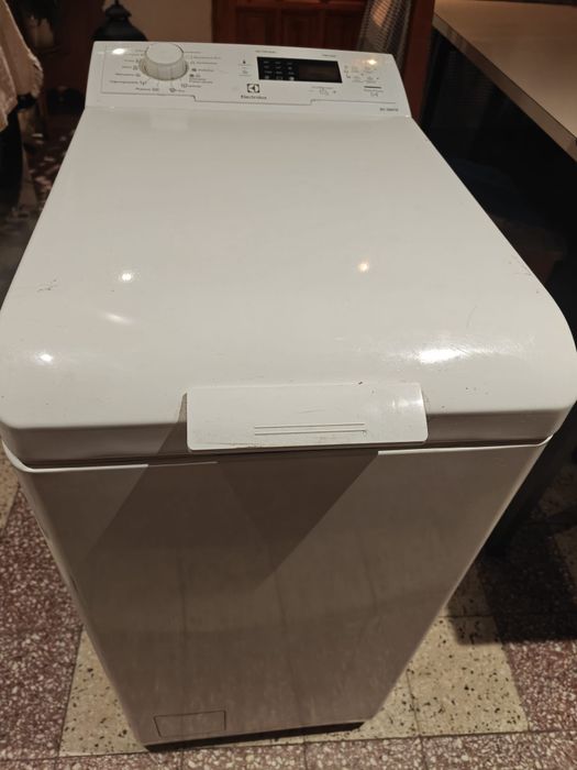Pralka Electrolux wąska