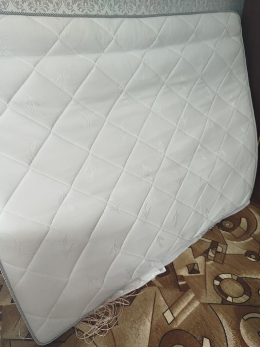 Продам Матрац  2х2