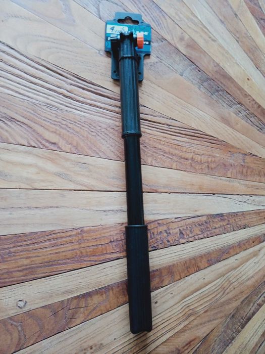 Pompka do roweru  na dwa rodzaje wentyla  nowa