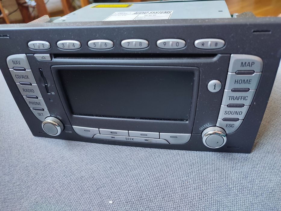Radio navi Ford TravelPilot FX uszkodzone