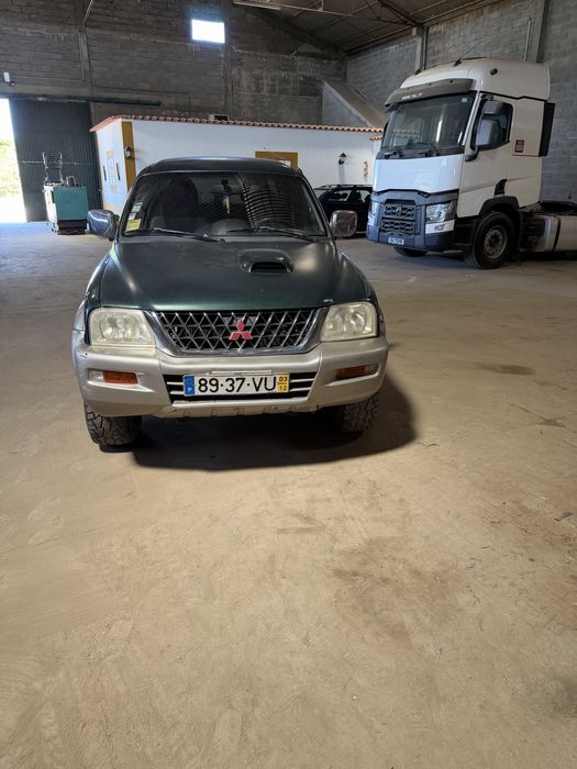 Mitsubishi strakar cab dupla
