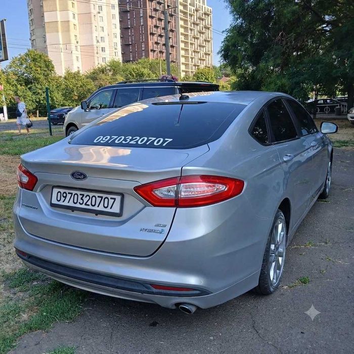 Ford fusion hybrid 2.0