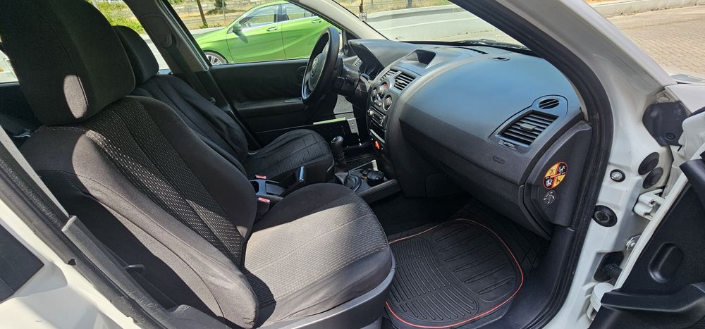 Renault Megane 1.5 dci impecável 05