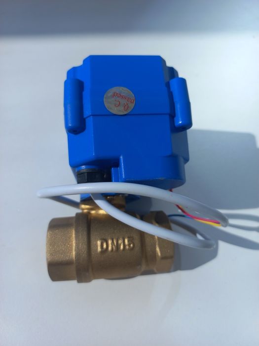 Моторизований кульовий кран DN15" від 12 В для розумного дому.