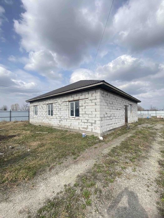 Продам будиночок в Лозівці!