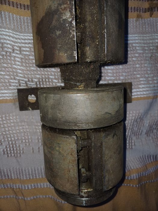 Валы на деревообрабатывающий станок,бу