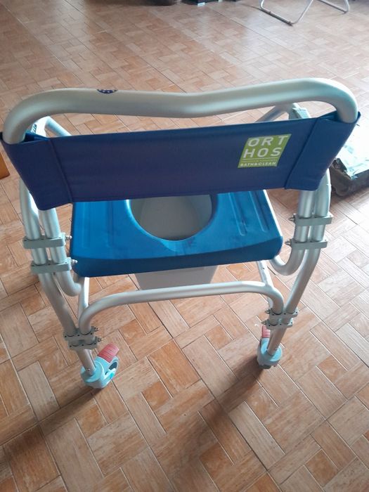 Cadeira de banho geriatrica