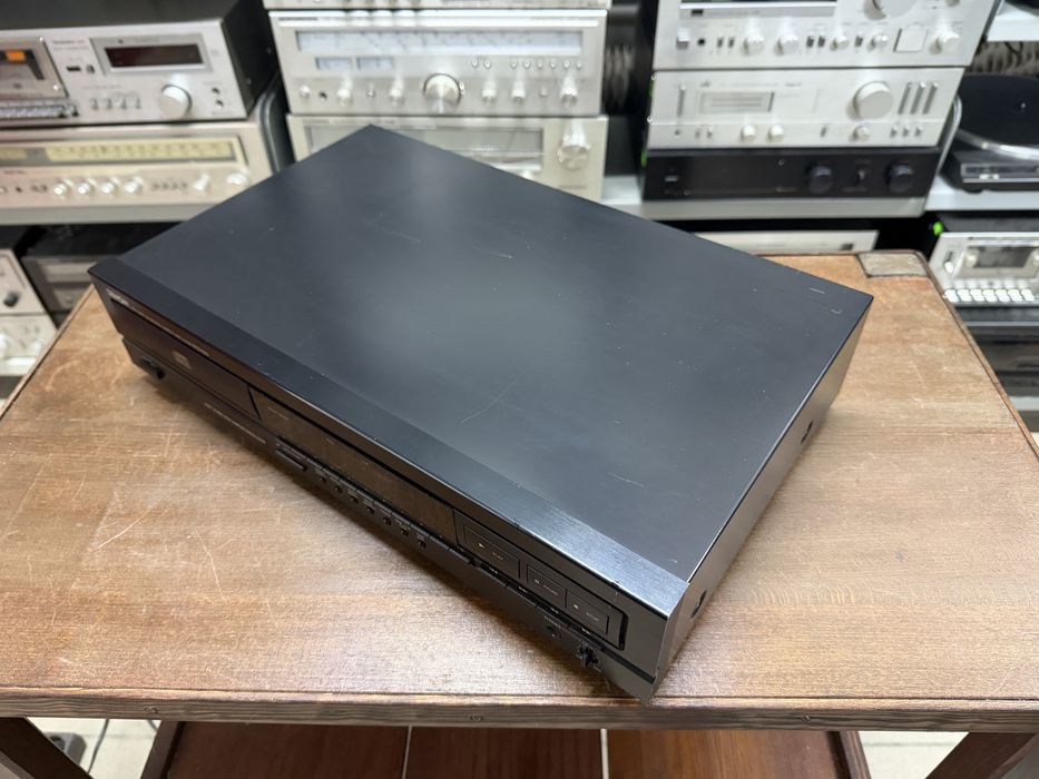 Odtwarzacz płyt CD Denon DCD-660 Audio Room