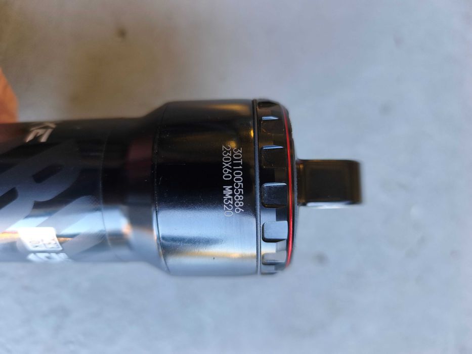 Rock shox super deluxe ultimate 230×60