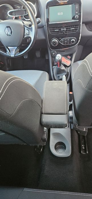 Хімчистка салону авто від 3500.
