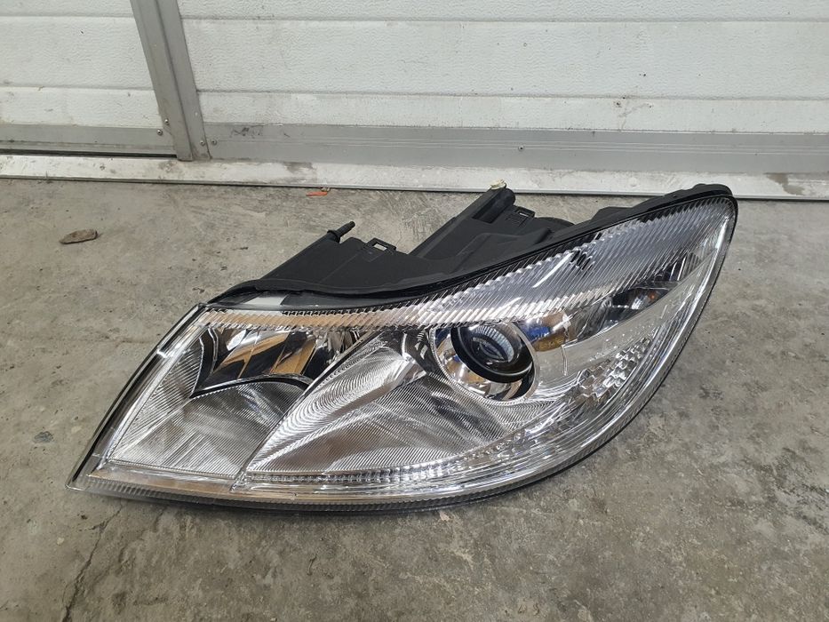 Фара ліва шкода октавія а5 skoda octavia a5