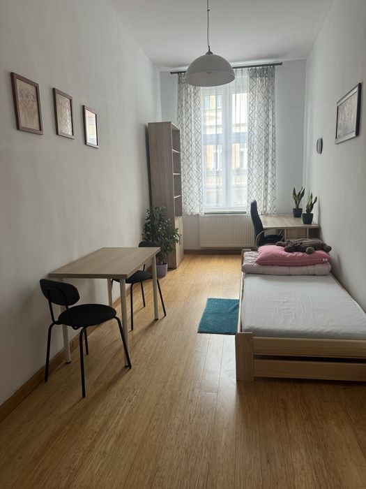 Wynajem pokoju centrum, ul. Wolności 24/EN!