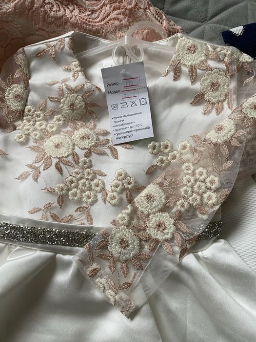 Нарядное платье для девочки