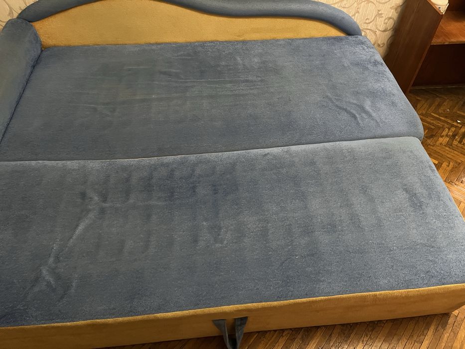 Продам ліжка для спальньої кімнати