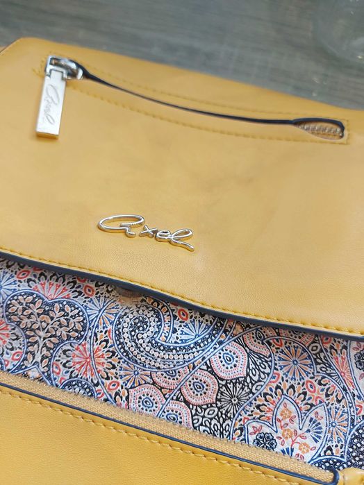 Carteira da marca Axel