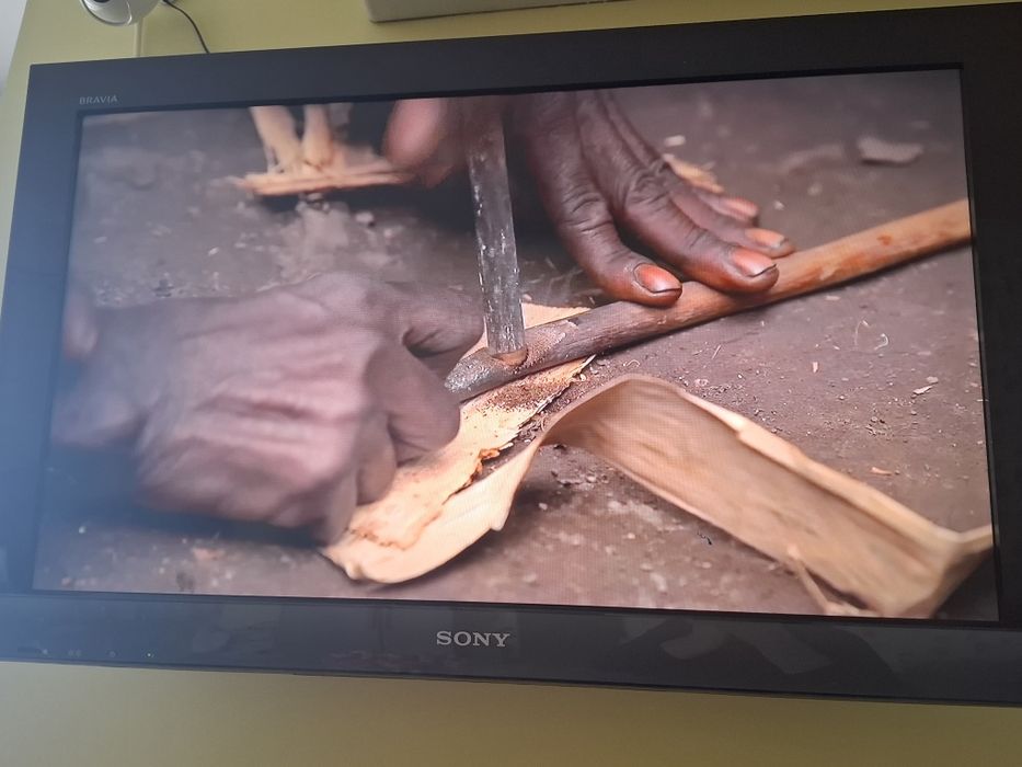 Sony Bravia KDL 32EX402 tv телевізор