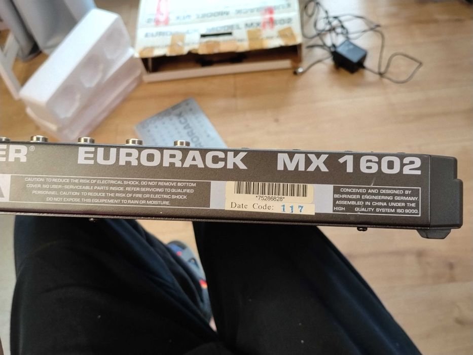 Mikser Behringer Eurorack MX 1602
