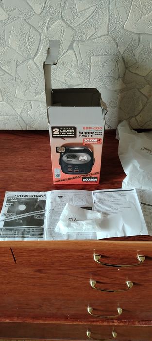 Повербанк 100w новый 2700 срочно