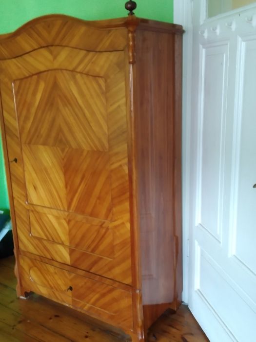 Szafa po renowacji antyk