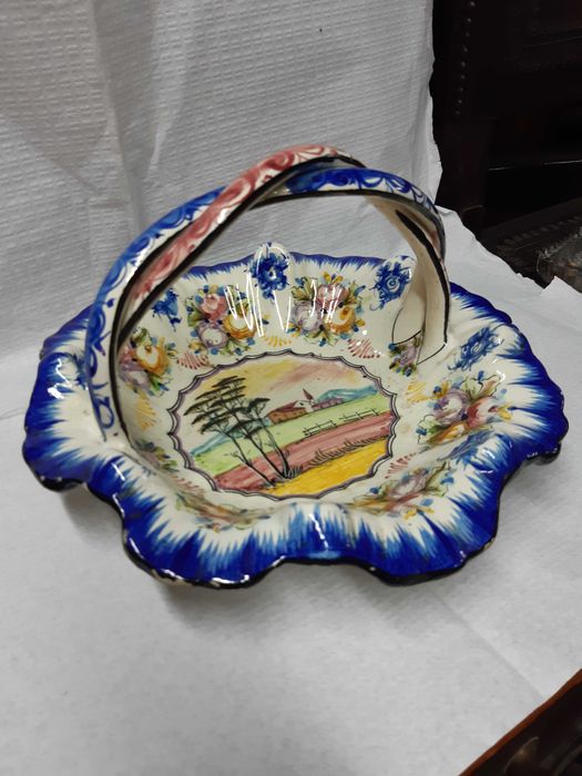 Antiga Cesta Fruteira em faiança de Alcobaça