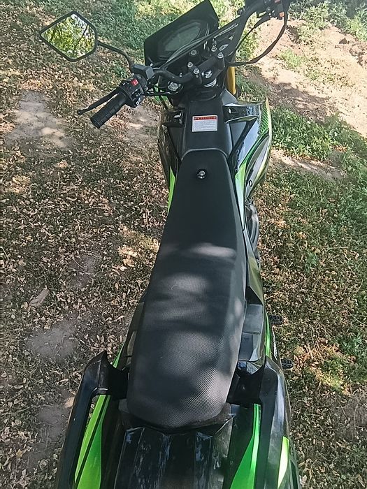 Продам мотоцикол Forte250cba