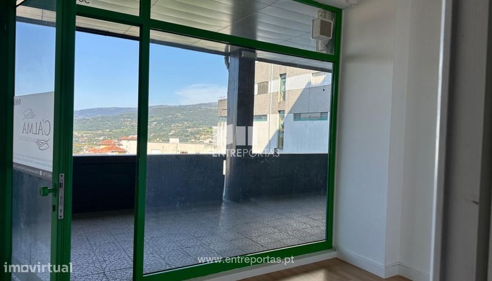 Venda de Loja de Comèrcio, Tuias, Marco de Canaveses