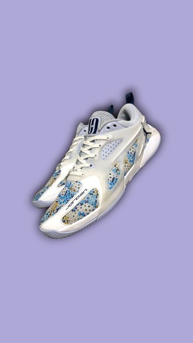 Баскетбольні кросівки Nike Jordan Heiry ja kd kobe gt cut sabrina
