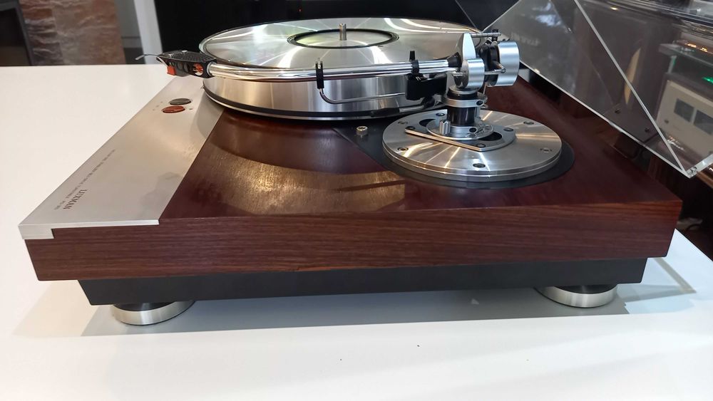 Luxman PD-310 z pompą próżniową, ramię SME 3009 MKII