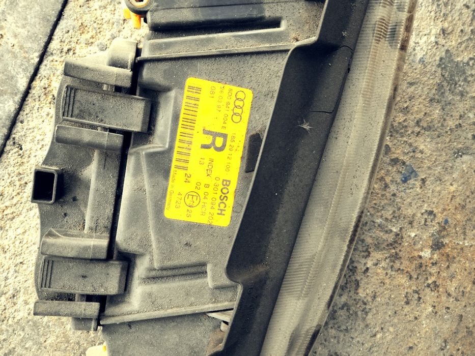 Farol esquerdo Audi 1.9tdi