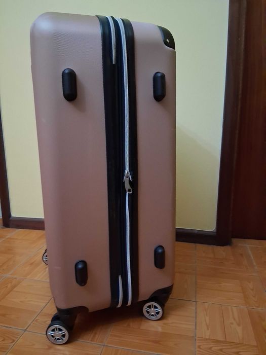 Bagagem mala de 23kg de porão