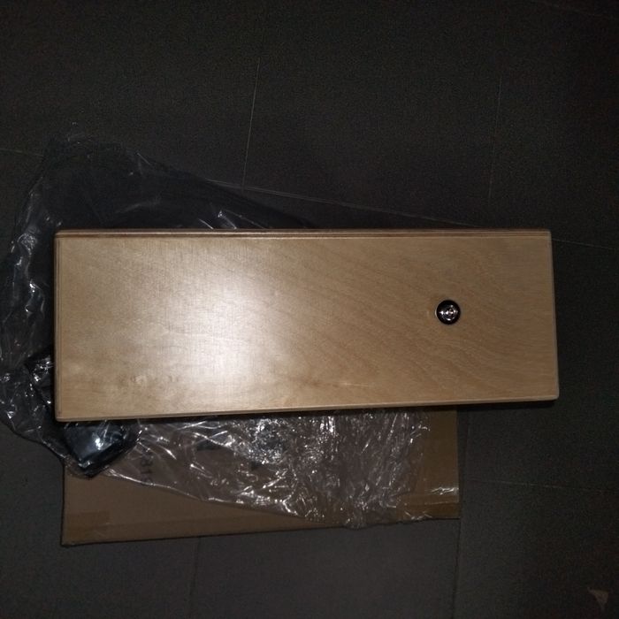 Cajon portátil de madeira maciça