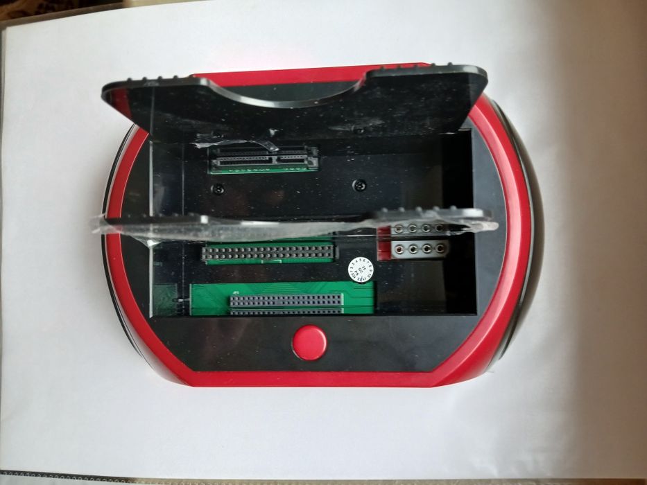 Stacja dokujaca dysków 2,5,,3,5 cala