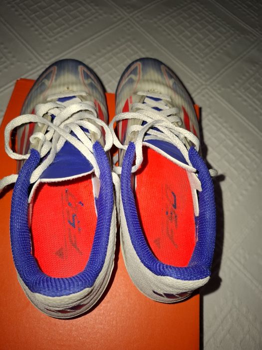 Chuteira Adidas F50